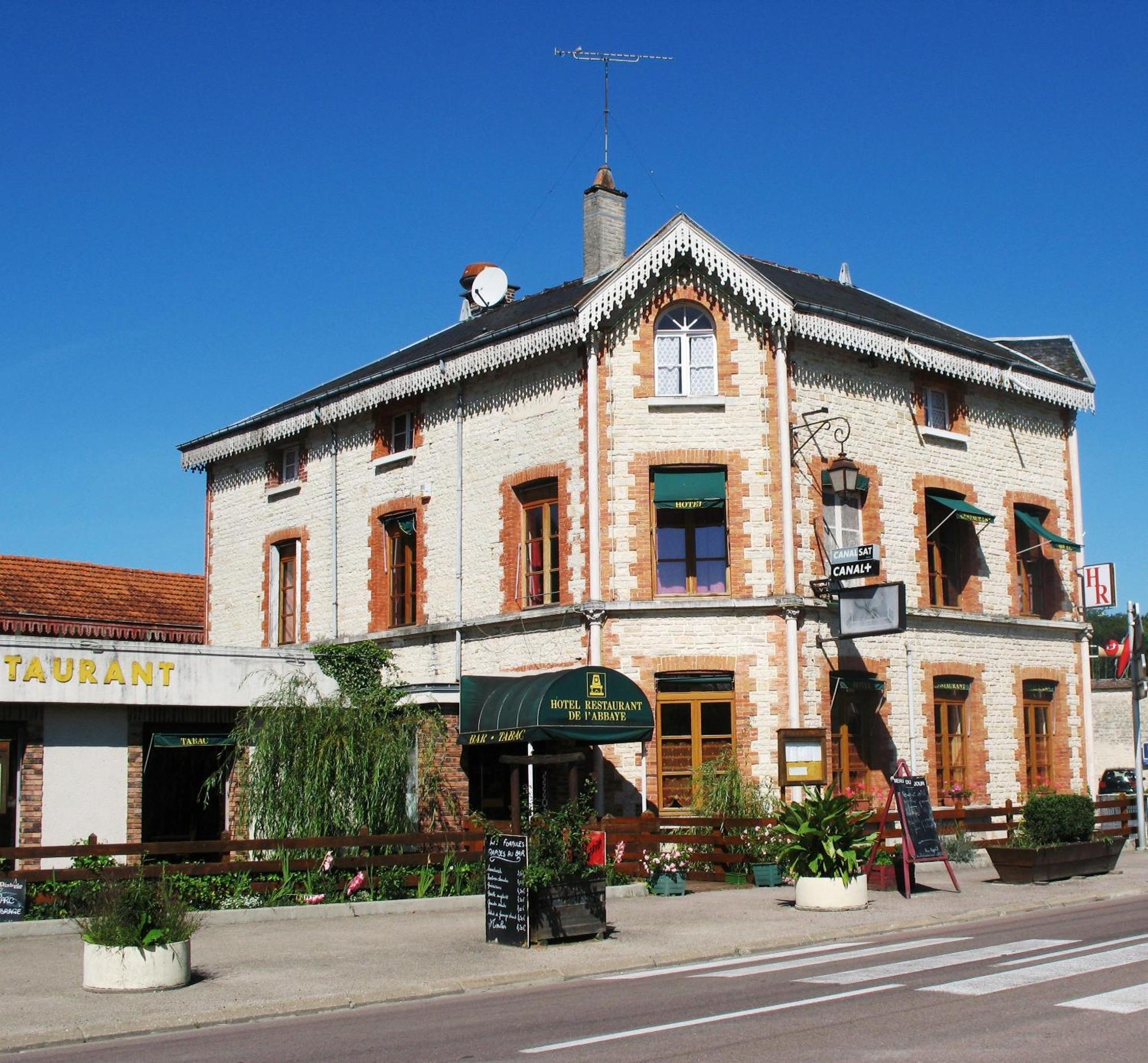 Hotel Restaurant De L'Abbaye Clairvaux Buitenkant foto